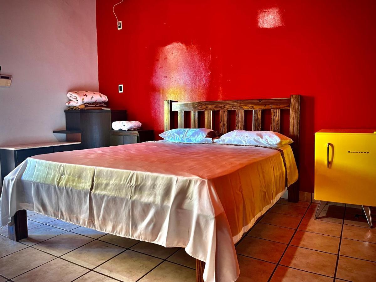 Dom Alberto Hostel Corumbá Esterno foto