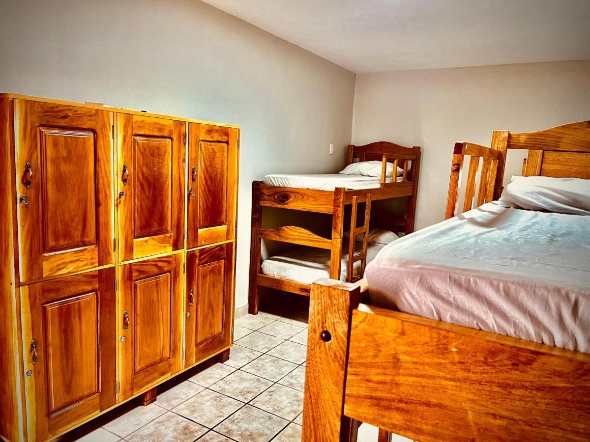 Dom Alberto Hostel Corumbá Esterno foto